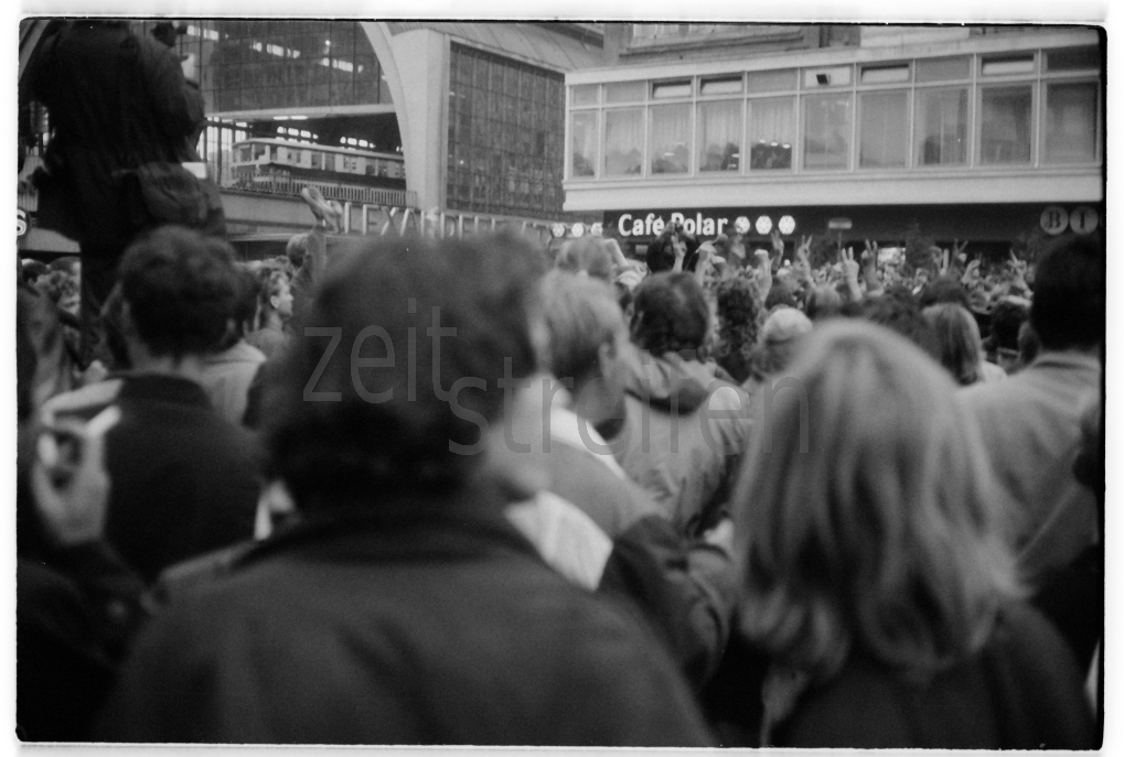 berlin(ost), demonstration, 7.10.1989, zs0106G010